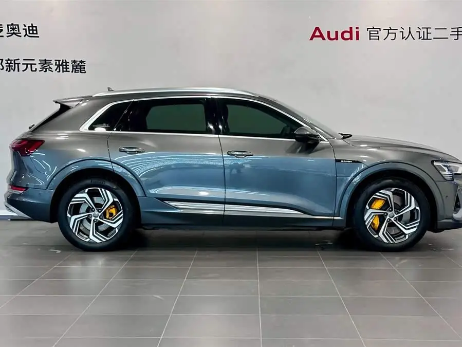 Audi e-tron 2021 Model 50 quattro Prestige