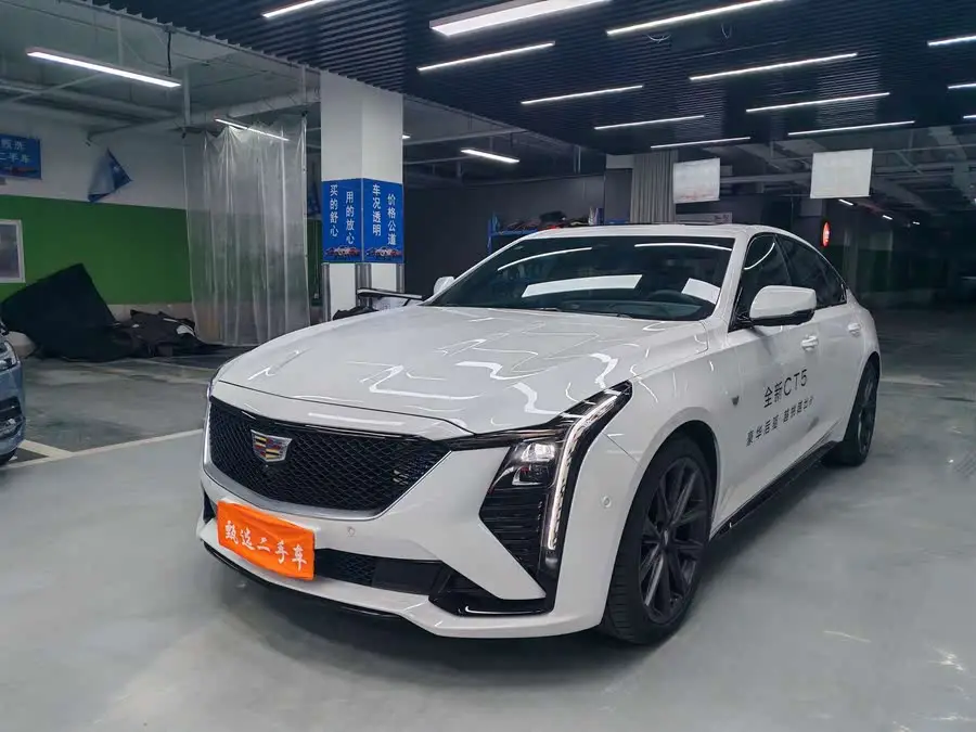 كاديلاك CT5 2024 28T بلاتينيوم