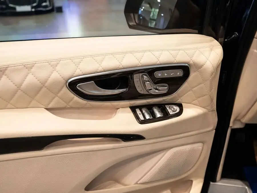 Vito 2021 2.0T Business Edition 7-seater