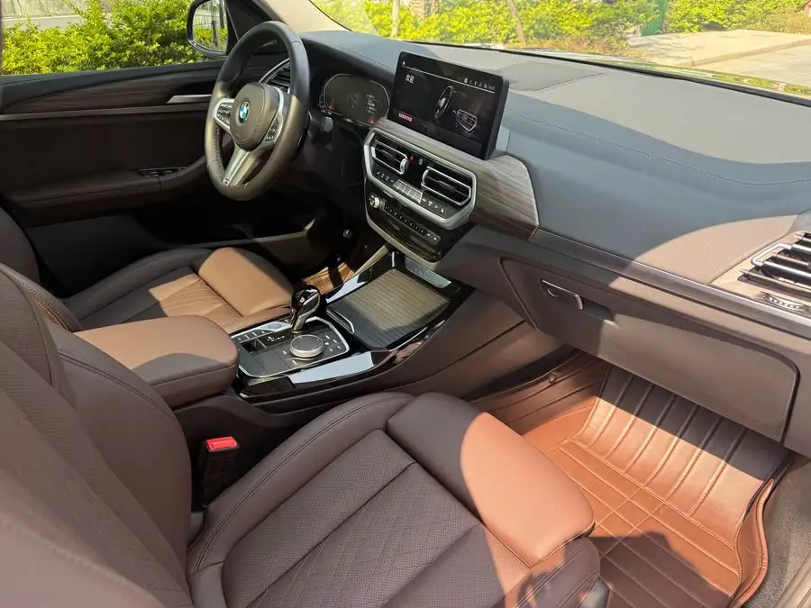 BMW X3 2022 xDrive30i Leading M Night Package