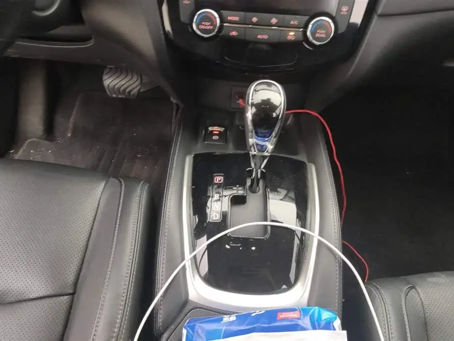 2021 نيسان إكس-تريل 2.0 لتر CVT 2WD XL بريميوم النسخة الذكية