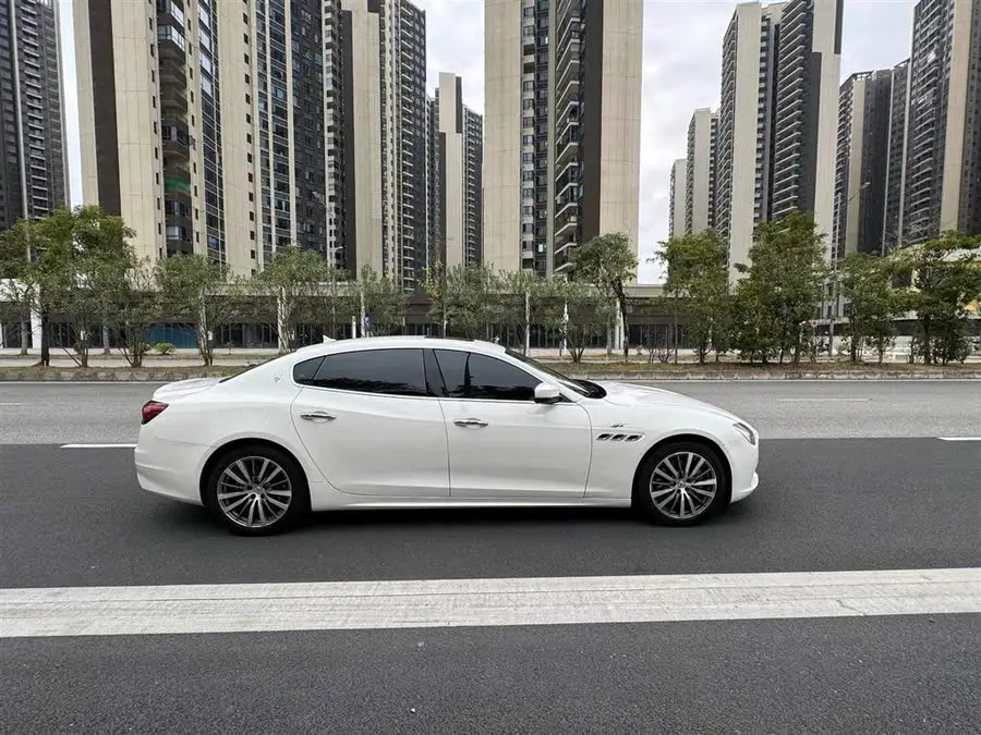 الرئيس 2021 3.0T الفاخرة