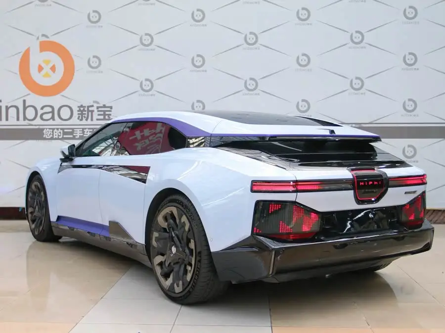 هاي في HiPhi Z 2023 نسخة أربعة مقاعد