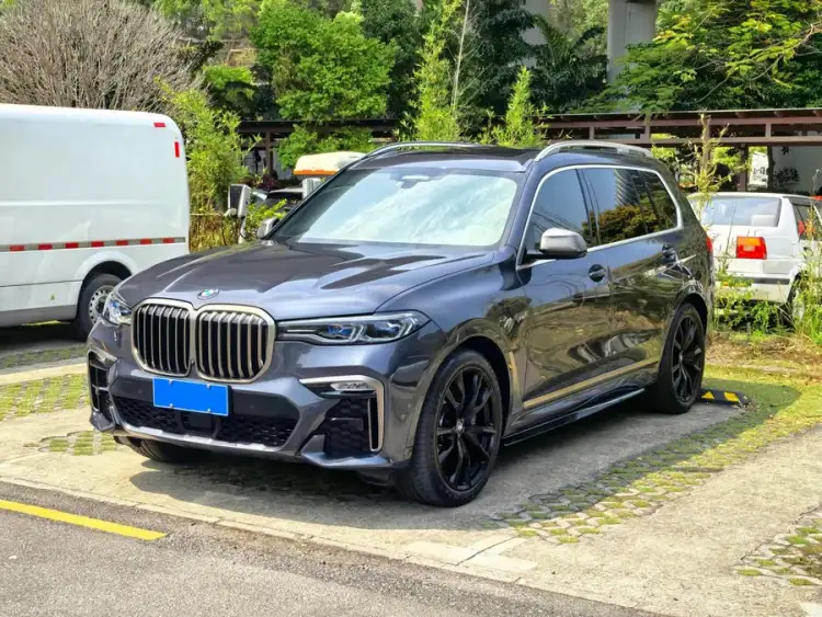 BMW X7 2021 xDrive M50i