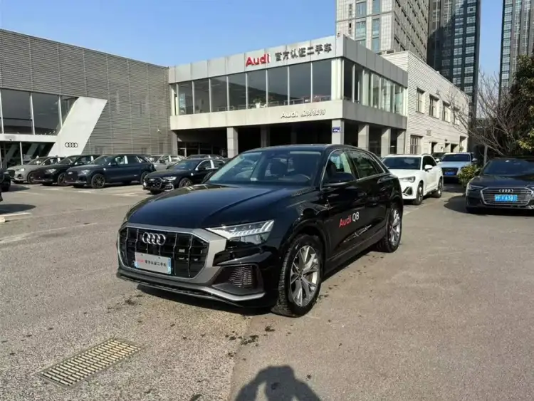 Audi Q8 2023 55 TFSI Luxury Dynamic