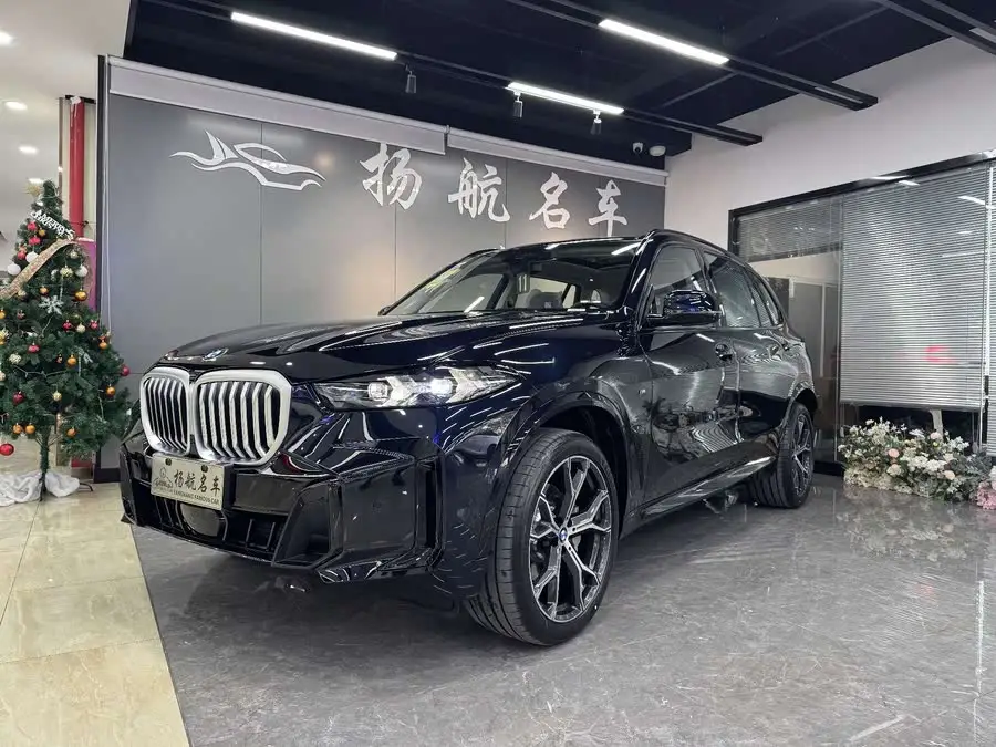 BMW X5 2023 xDrive 30Li Luxury M Sport Package