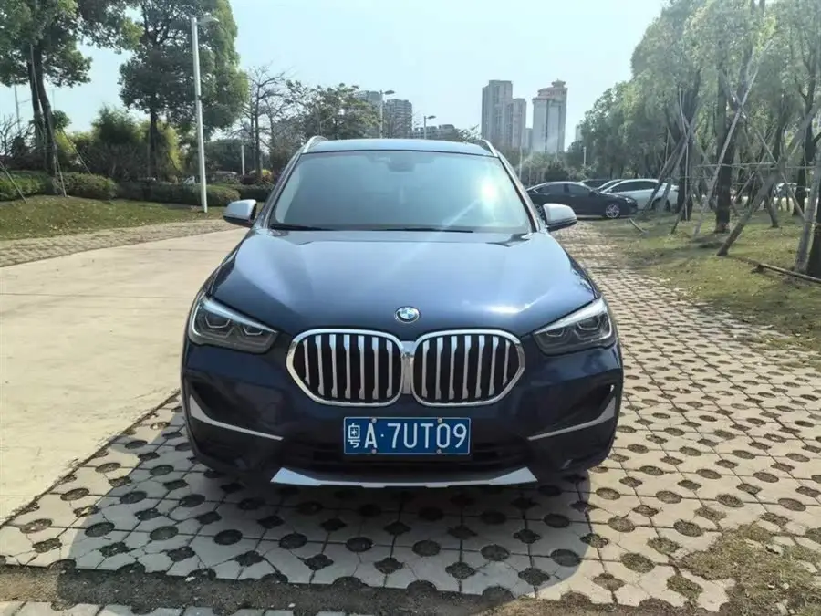 بي إم دبليو X1 2022 السواقة الأمامية 20Li النسخة العصرية