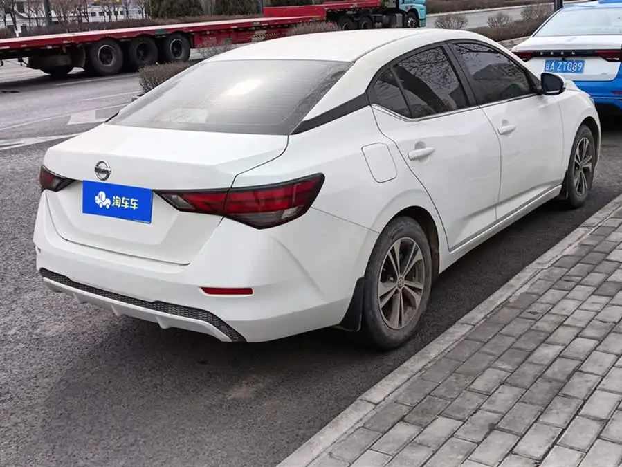 2022 نيسان سيلفي 1.6 لتر XL CVT إصدار المتعة