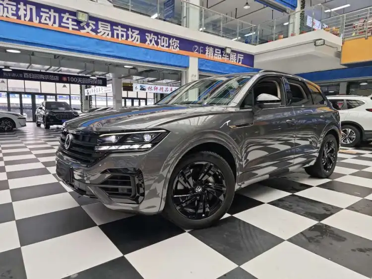Touareg 2023 3.0 TSI R-Line Black Sports Package