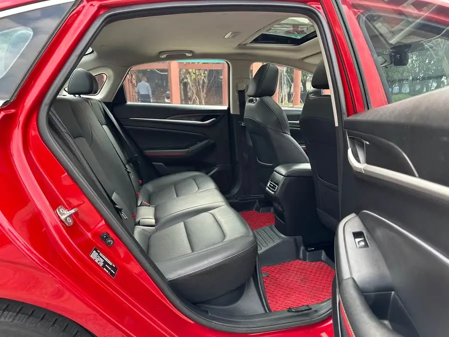 يدونغ 2021 بلس بلو وال NE 1.4T GDI DCT الفاخرة