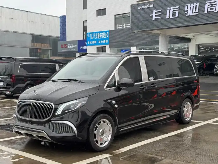 Vito 2023 2.0T Business Edition 7-seater