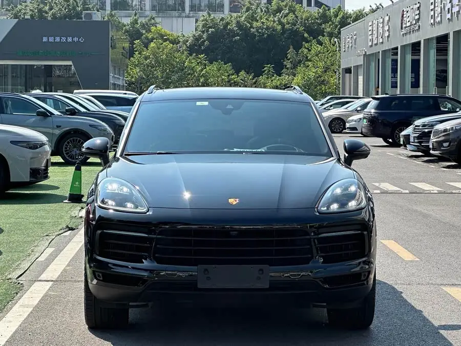 2022 Cayenne 3.0T Platinum Edition