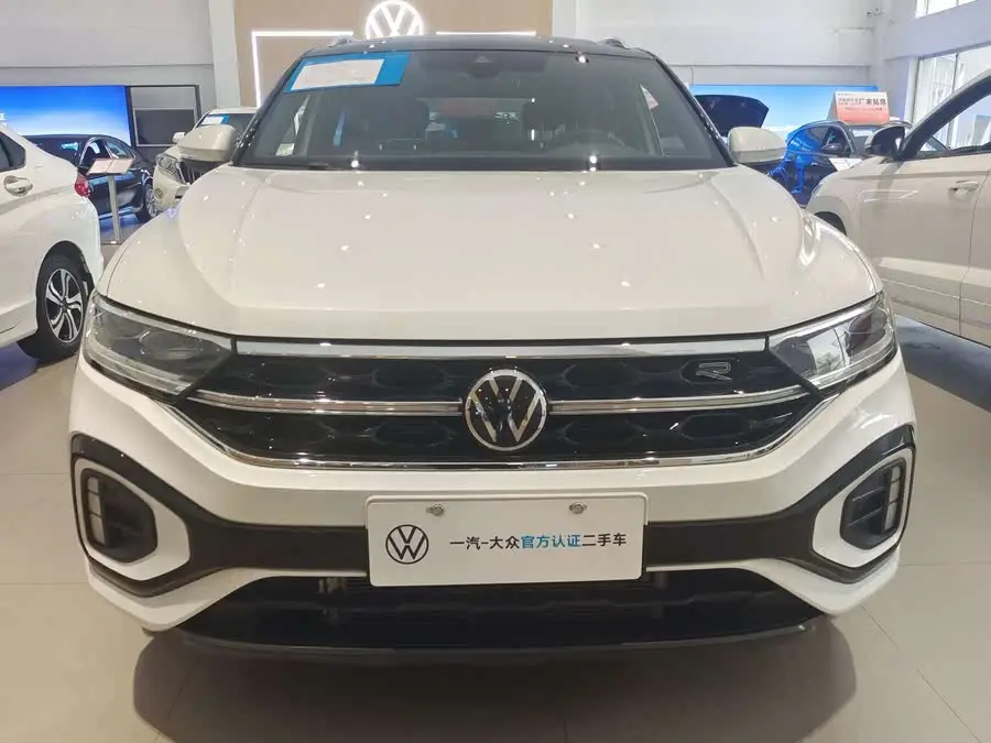 T-ROC 2023 طراز 300TSI DSG دفع ثنائي إصدار ستار