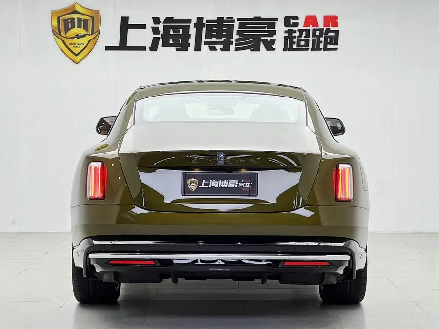 وميض 2024 الطراز القياسي