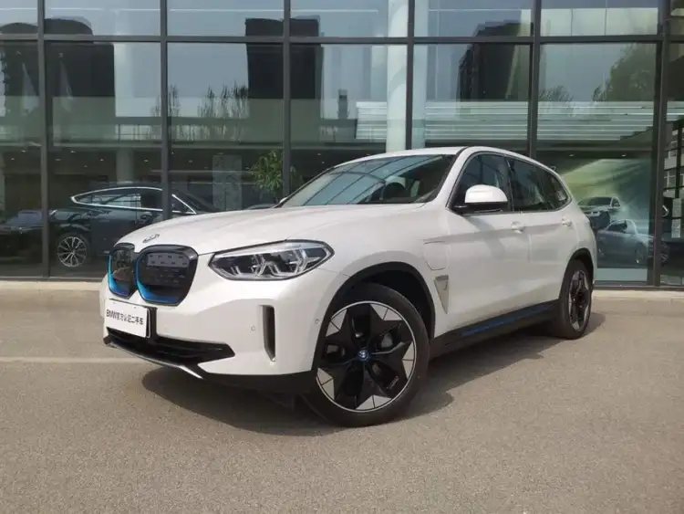 BMW iX3 2021 Leading Version