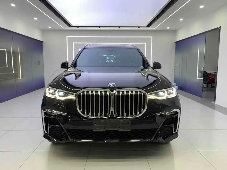 بي إم دبليو X7 2021 xDrive40i حزمة M الرياضية الفاخرة