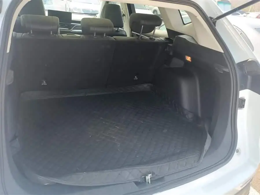 هافال H6 2021 إصدار الاتجاه الوطني 1.5GDIT النسخة الأوتوماتيكية البطل