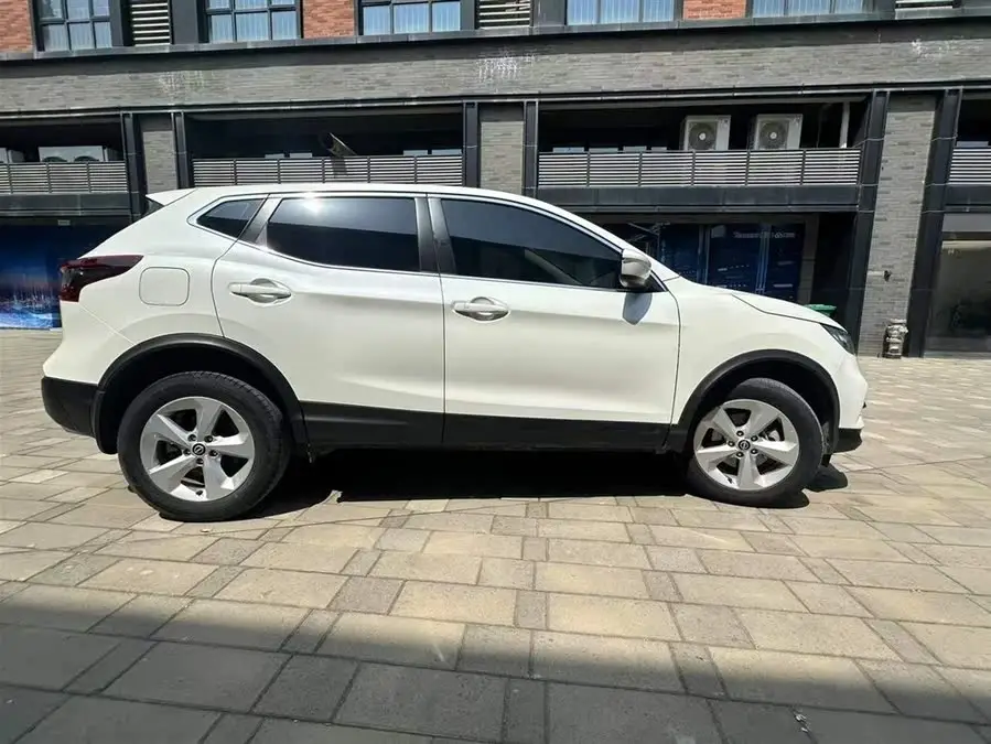 2023 Nissan Qashqai Classic 2.0L CVT XV+ Leading Edition