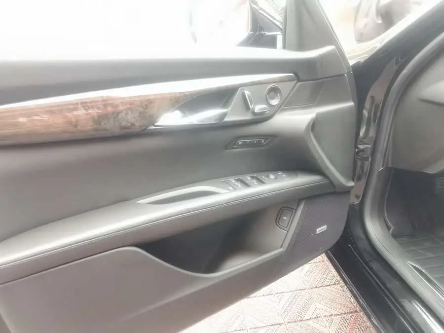 كاديلاك CT6 2021 28T فاخرة