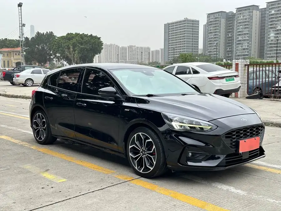 2020 فورد فوكس 2.0 إيكو بوست 180 أوتوماتيكي ST لاين