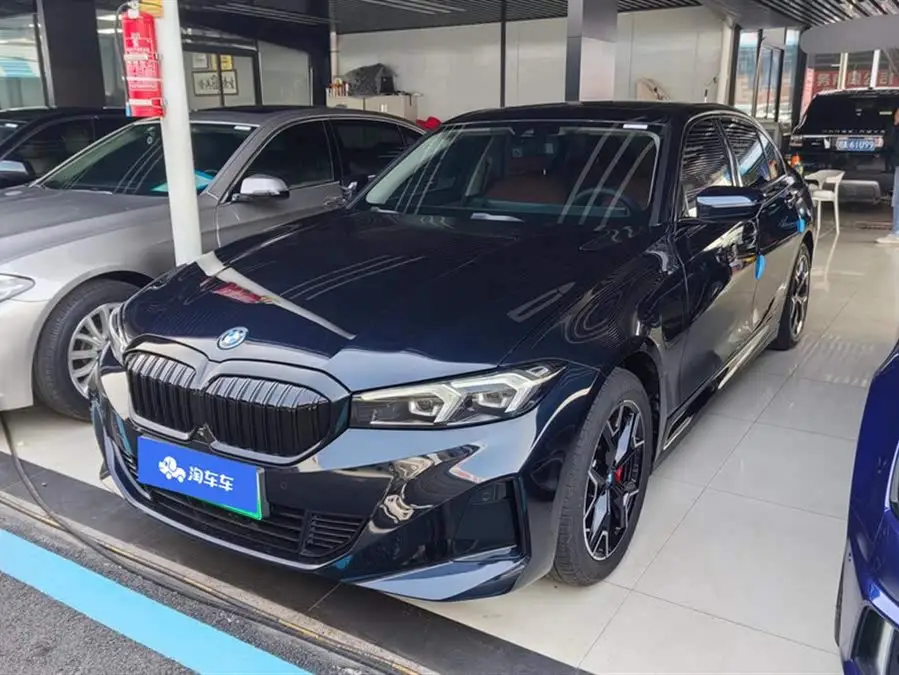 بي إم دبليو i3 2024 eDrive 35 L