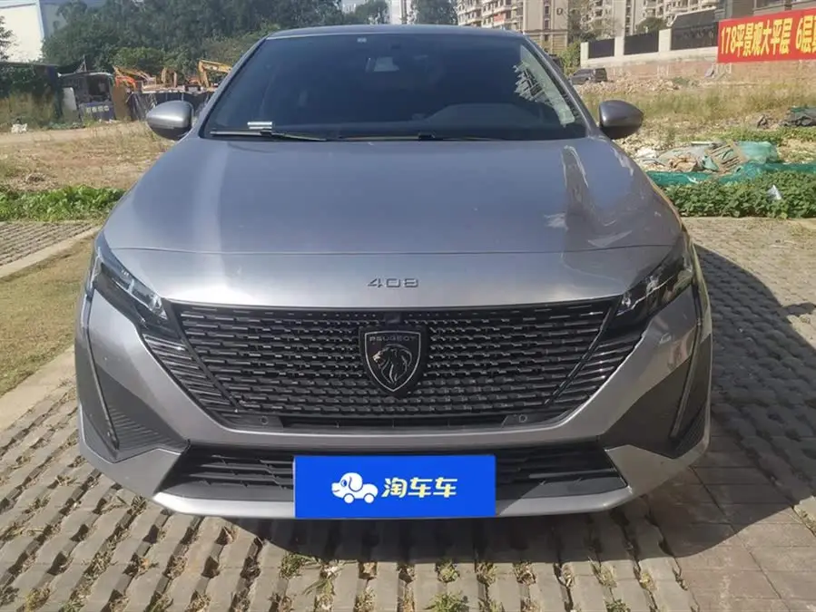 Peugeot 408 2022 1.6T Pursuit Edition