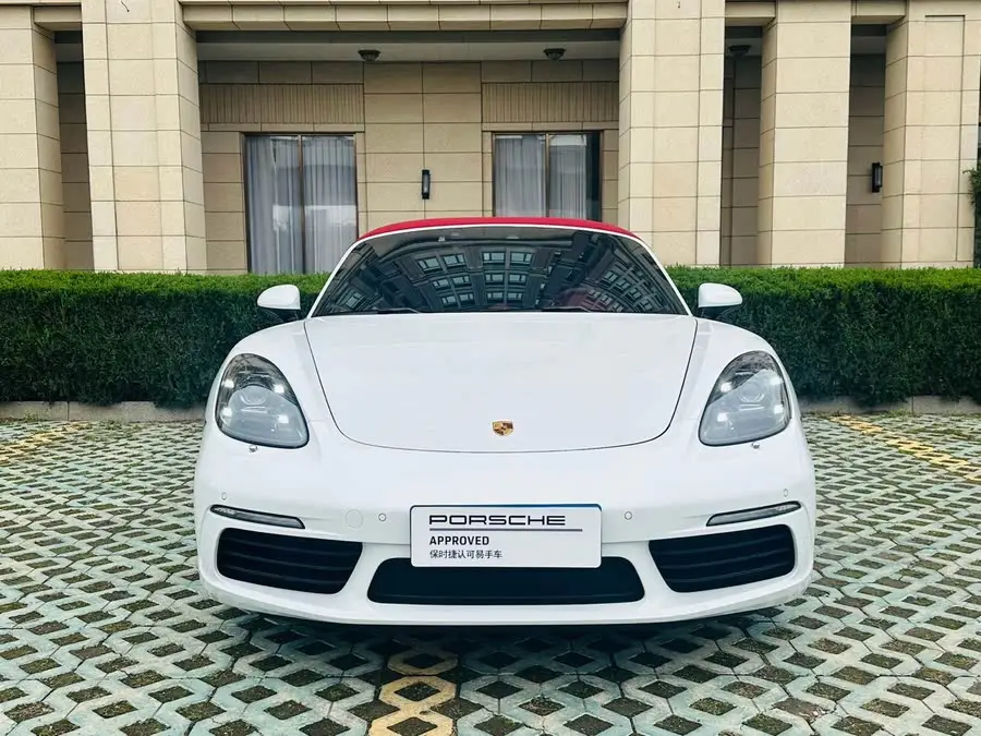 Porsche 718 2018 Model Boxster 2.0T
