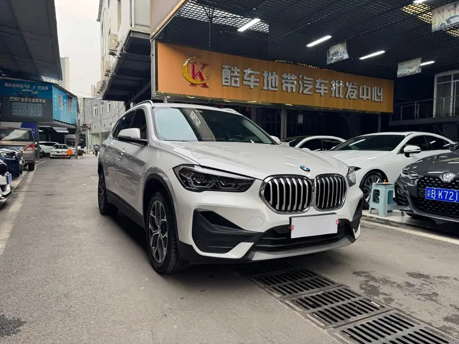 BMW X1 2022 sDrive25Li Leading Edition
