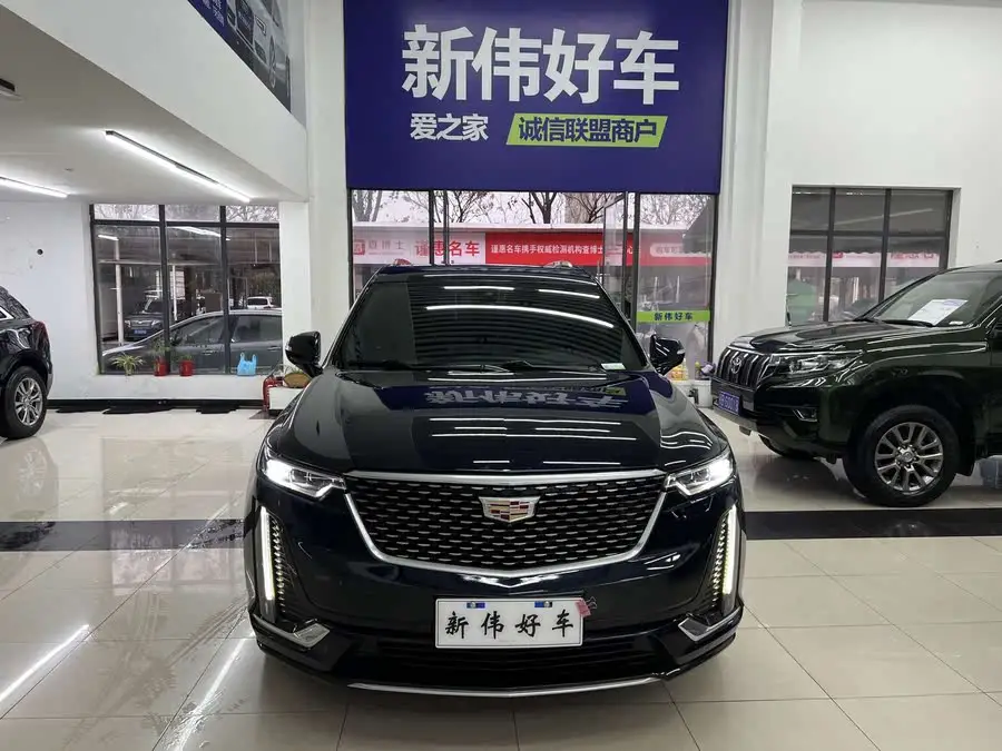كاديلاك XT6 2021 2.0T فاخرة 7 مقاعد دفع رباعي