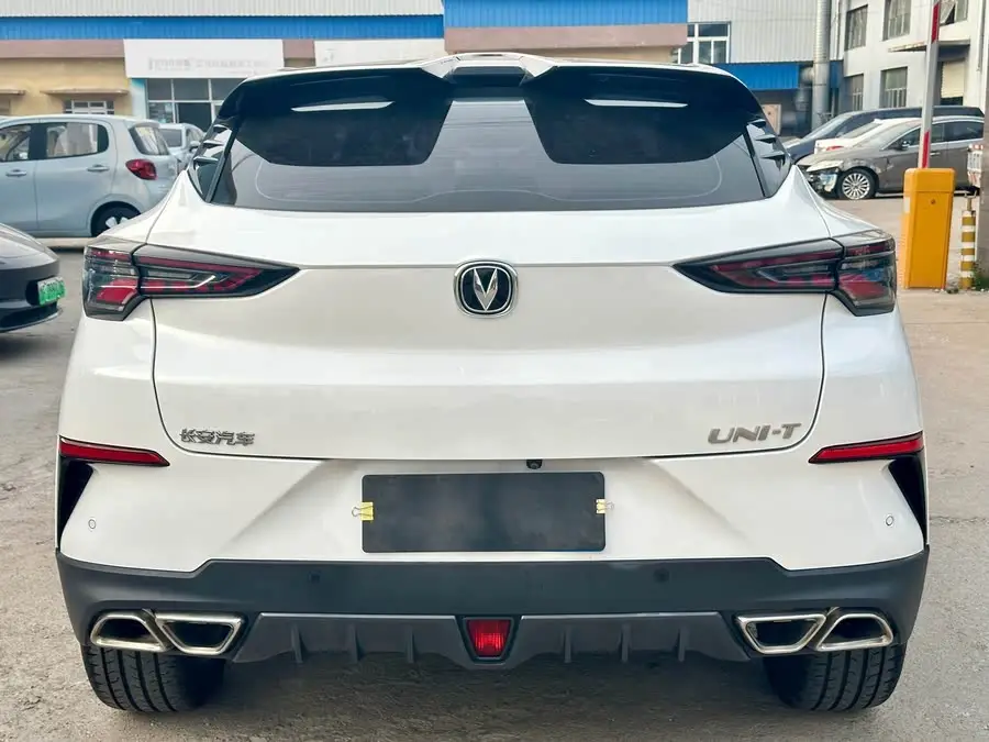 شانغن UNI-T 2020 1.5T الفاخرة