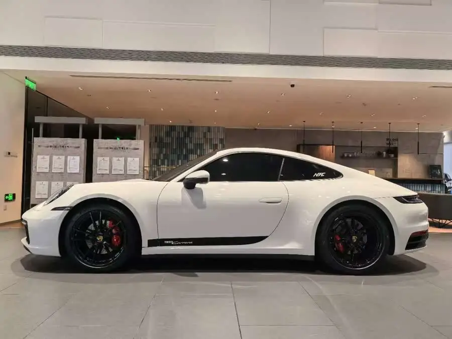 Porsche 911 2022 Carrera 3.0T