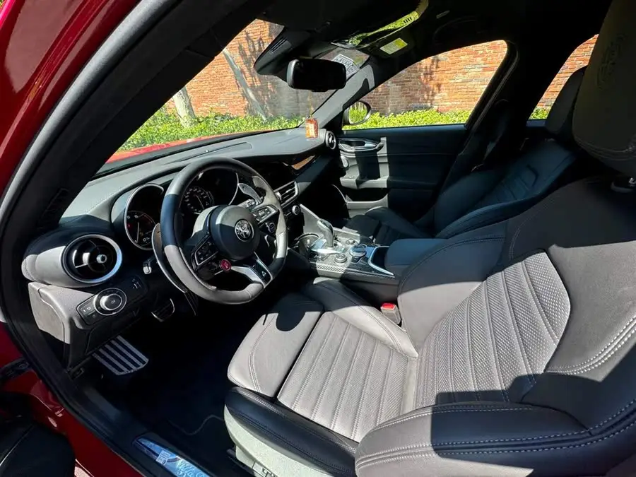 Giulia 2022 2.9T Quadrifoglio