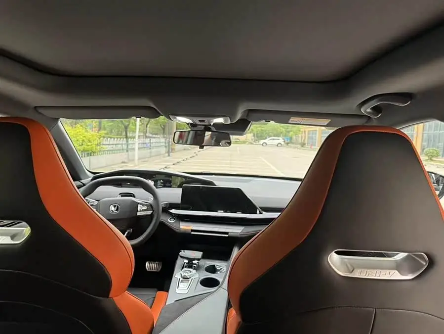 Changan UNI-V 2024 1.5T Premium Sports Edition