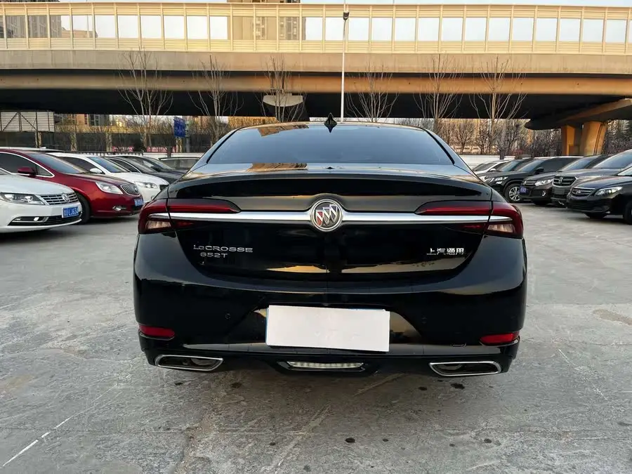 Buick LaCrosse 2021 652T Luxury