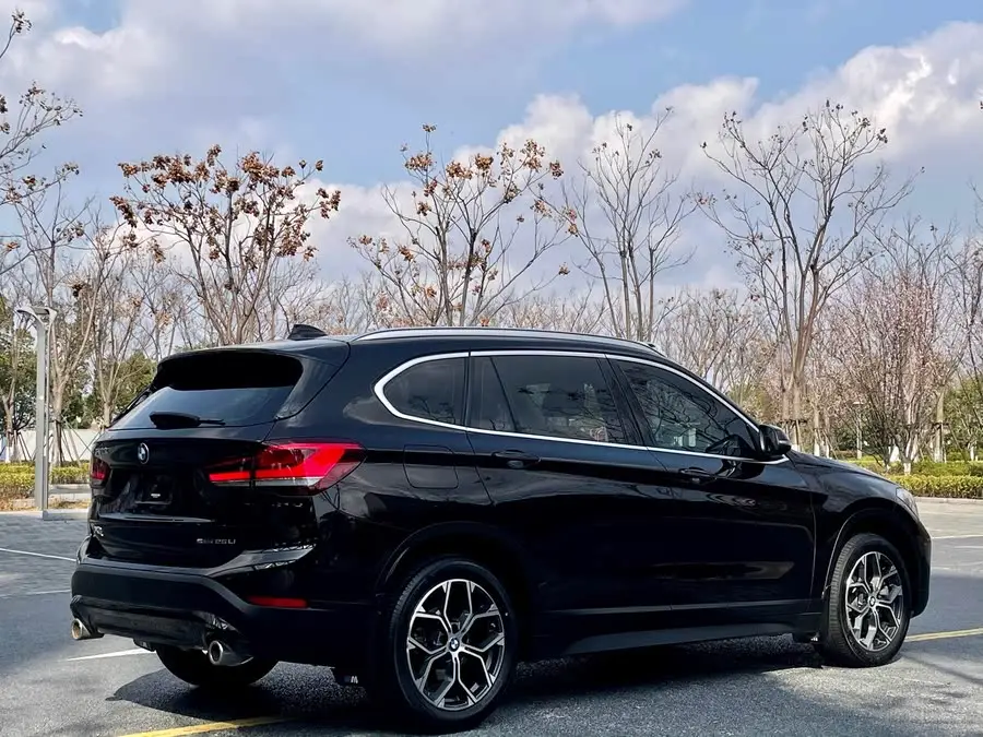 BMW X1 2022 sDrive25Li Leading Edition