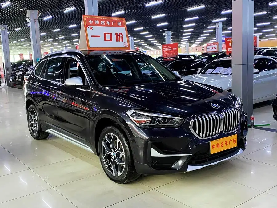 بي إم دبليو X1 2022 sDrive20Li الحصرية