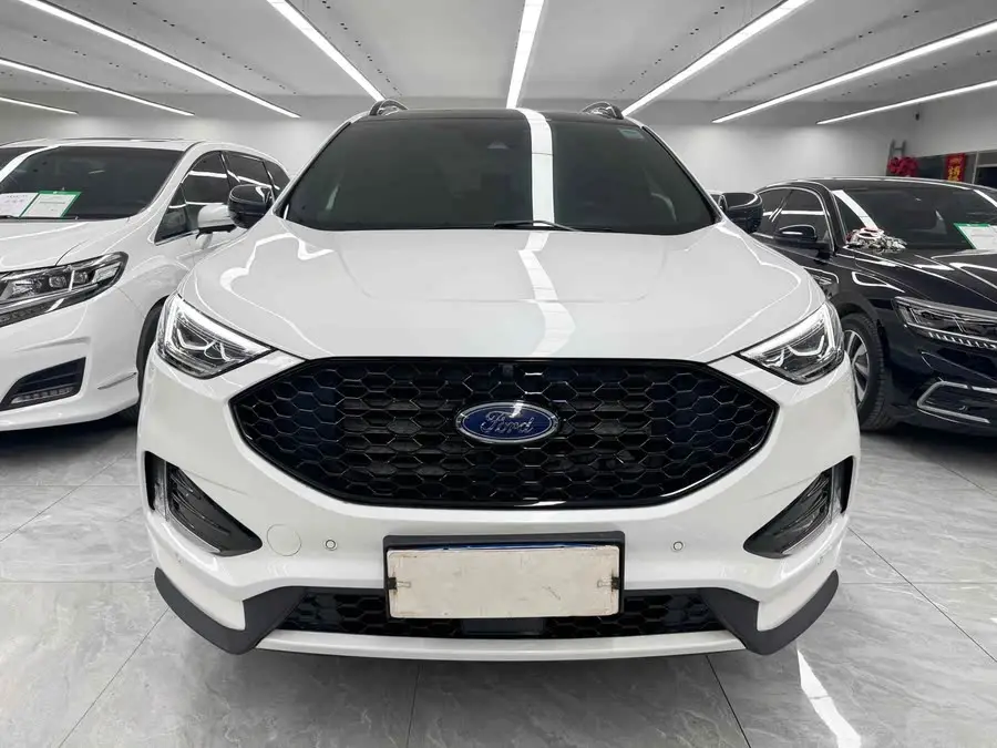 2020 Ford Edge EcoBoost 245 FWD ST-Line 5-Seater