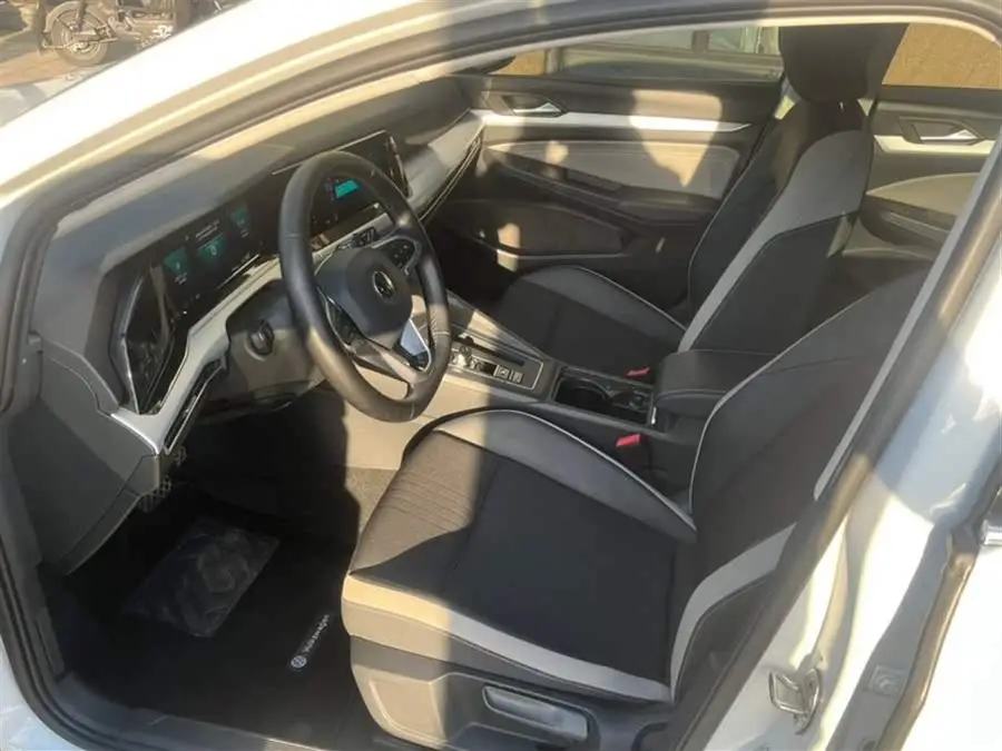 غولف 2021 280TSI DSG R-Line