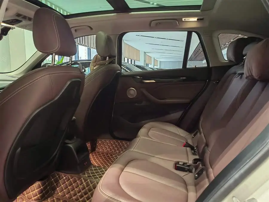 BMW X1 2022 sDrive20Li Fashion Edition