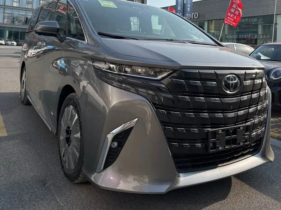 ألفارد 2024 الهجين 2.5 لتر النسخة الممتازة