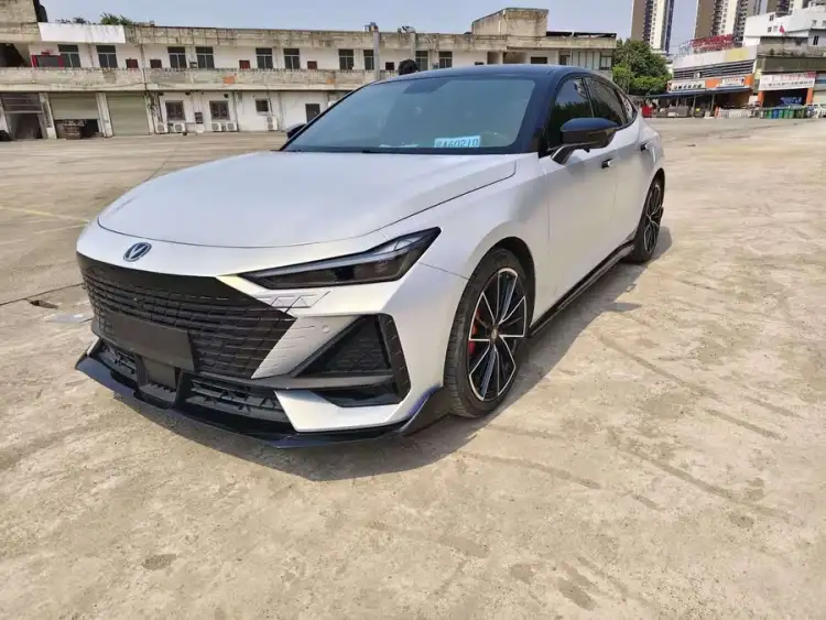 Changan UNI-V 2022 1.5T Sport Edition