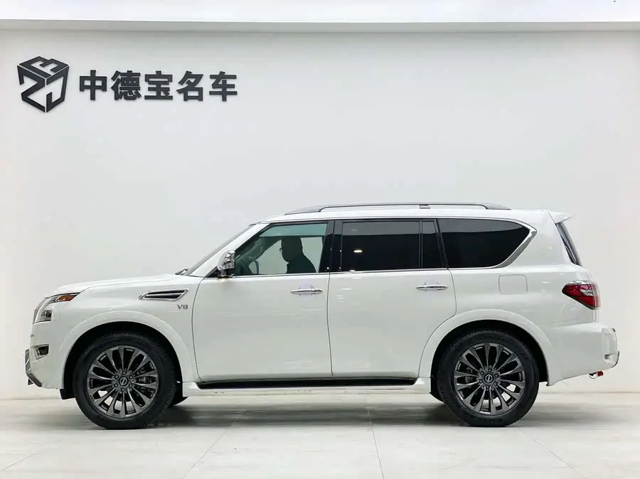 2023 نيسان أرمادا 5.6 لتر بلاتينوم إديشن