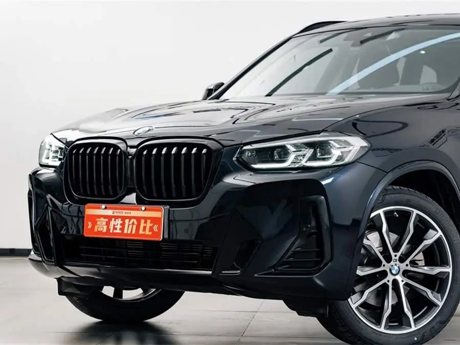 BMW X3 2022 xDrive30i Leading Model M Night Package