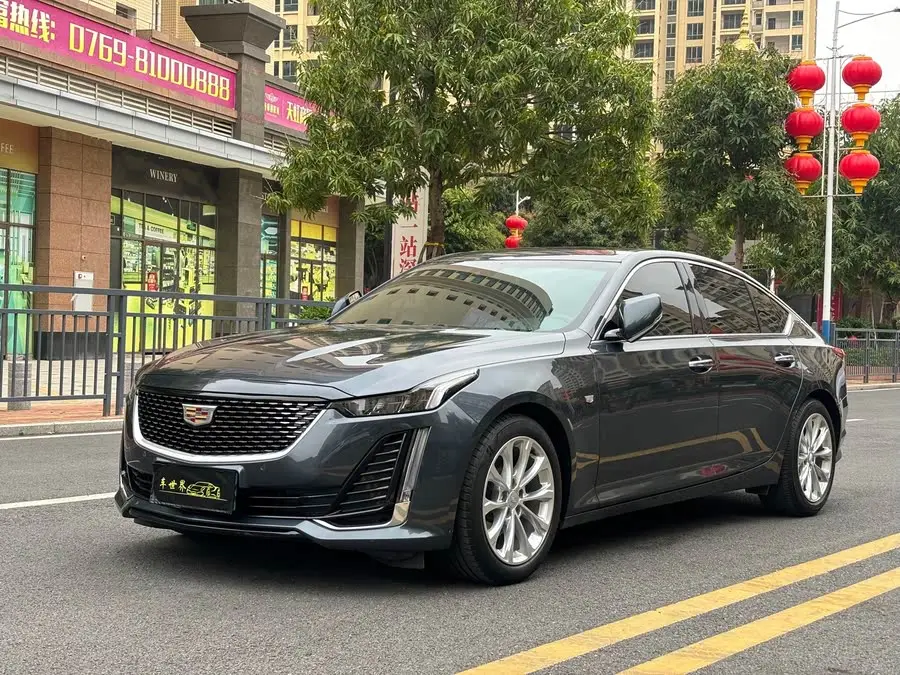 كاديلاك CT5 2022 28T الفاخرة