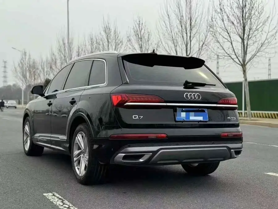Audi Q7 2022 45 TFSI quattro S line Sport