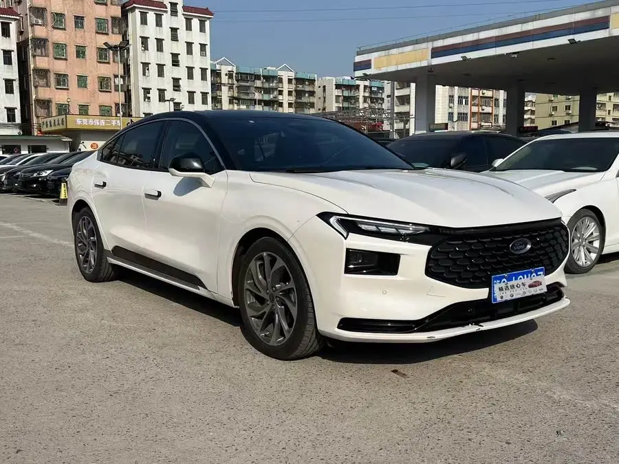 موديل 2022 فورد مونديو بتحديث EcoBoost 245 الفاخر