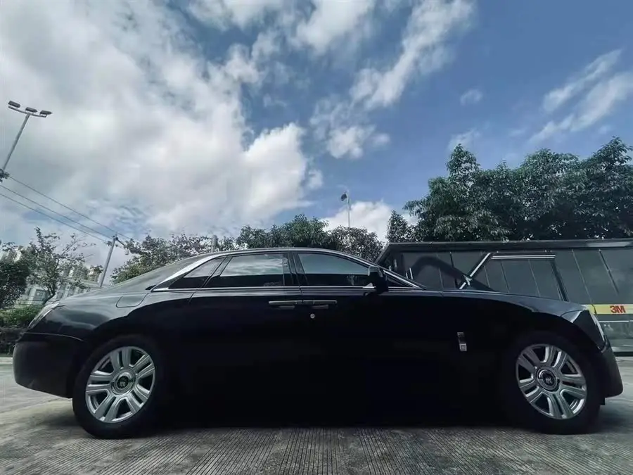 غوست 2021 6.7T النسخة ذات قاعدة العجلات الطويلة