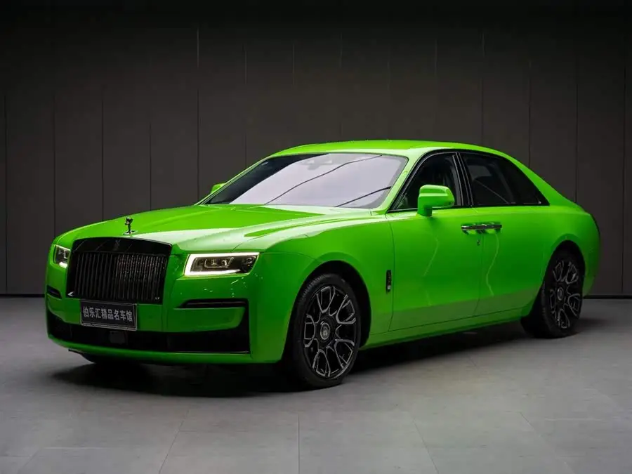 غوست 2022 6.7T بلاك بادج