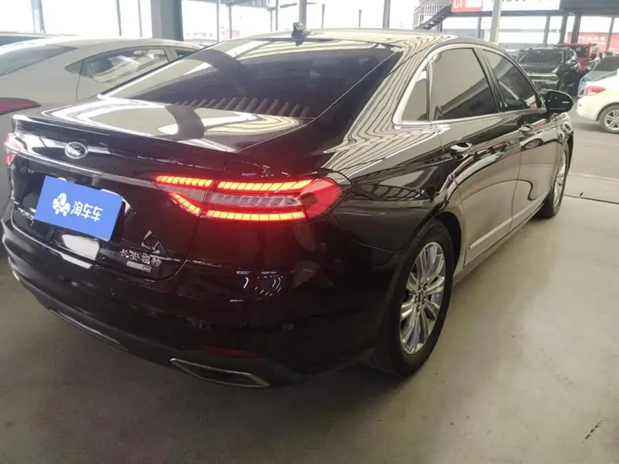 Taurus 2019 EcoBoost 245 Enjoy Edition