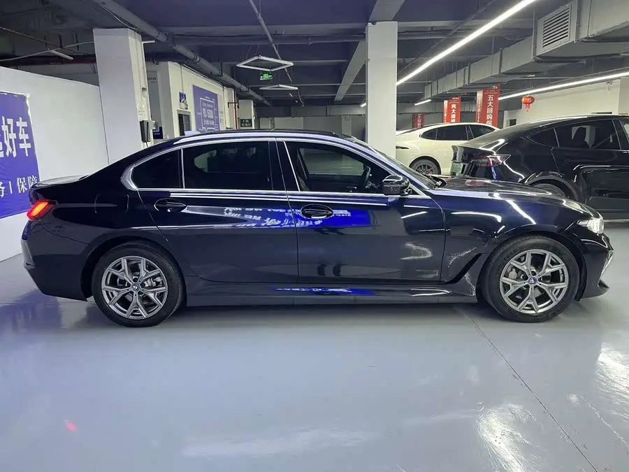 بي ام دبليو i3 2022 eDrive 35 L